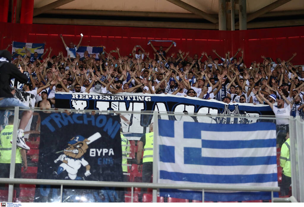 Ολυμπιακός-Απόλλων Λεμεσού: Γκολ από τα αποδυτήρια ο Μασούρας, πήρε φωτιά το «Γ. Καραϊσκάκης» (pics)