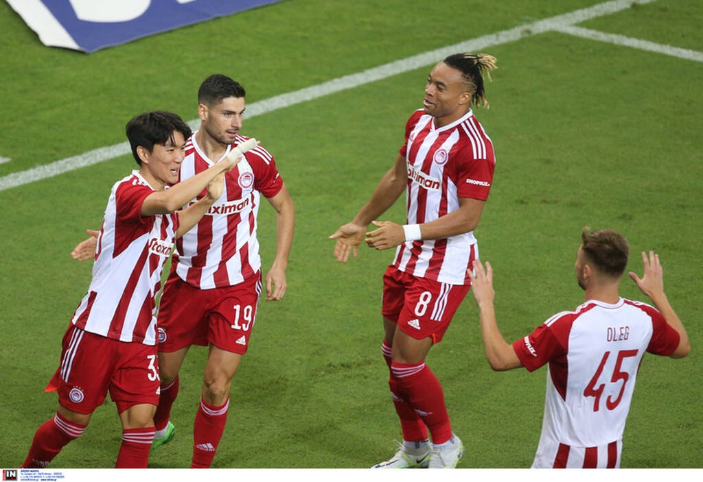 Ολυμπιακός-Απόλλων Λεμεσού: Γκολ από τα αποδυτήρια ο Μασούρας, πήρε φωτιά το «Γ. Καραϊσκάκης» (pics)