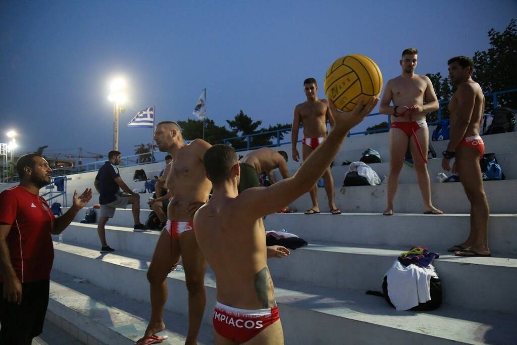 Α1 Πόλο Ανδρών: «Έπεσαν» στην πισίνα οι νταμπλούχοι του Ολυμπιακού