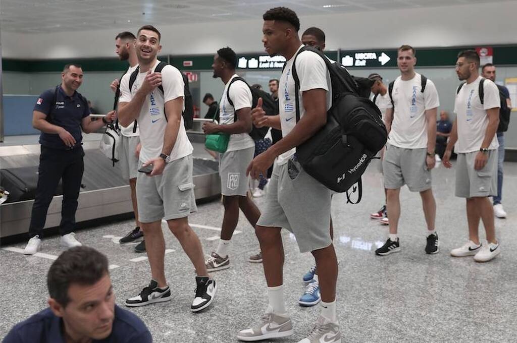 Eurobasket 2022: Έφτασε στο Μιλάνο η Εθνική (photos)