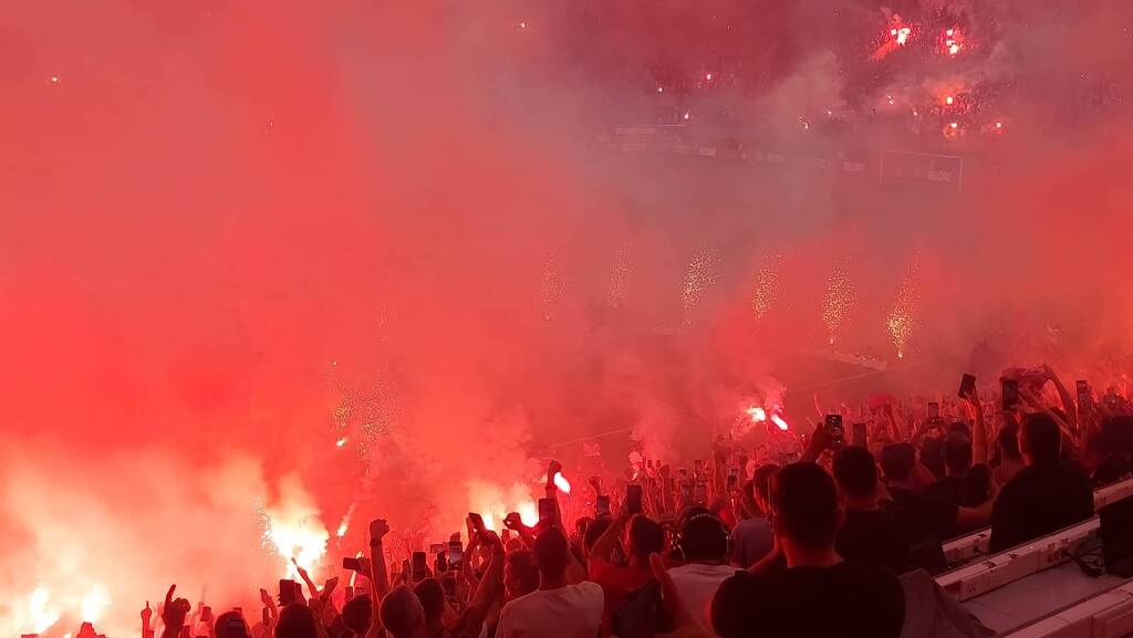 Ολυμπιακός: «Κάηκε» το Καραϊσκάκη για Μαρσέλο - Ντελίριο και «τρέλα» στην υποδοχή (vids+pics)