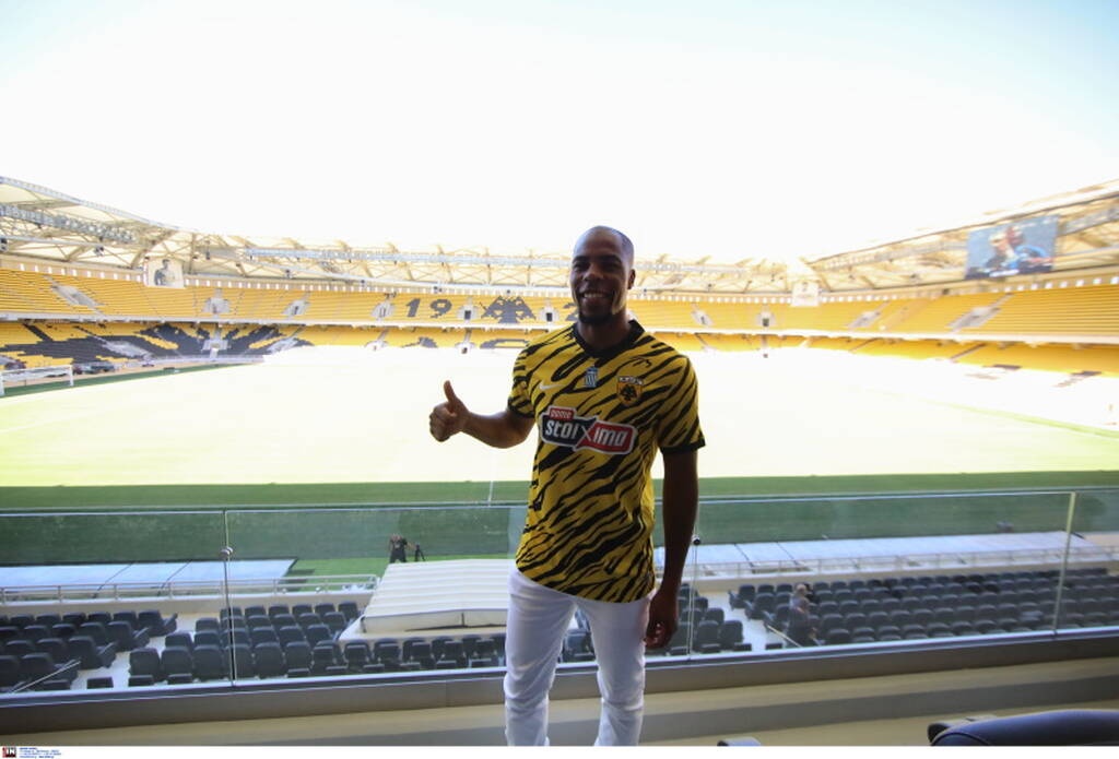 ΑΕΚ: Στην Opap Arena υπέγραψε ο Σιντιμπέ - Οι πρώτες του δηλώσεις (video)