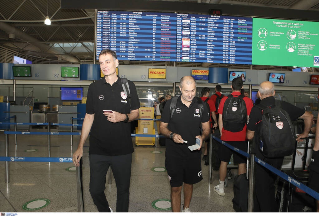 Ολυμπιακός: Αναχώρησε για Κωνσταντινούπολη (photos)