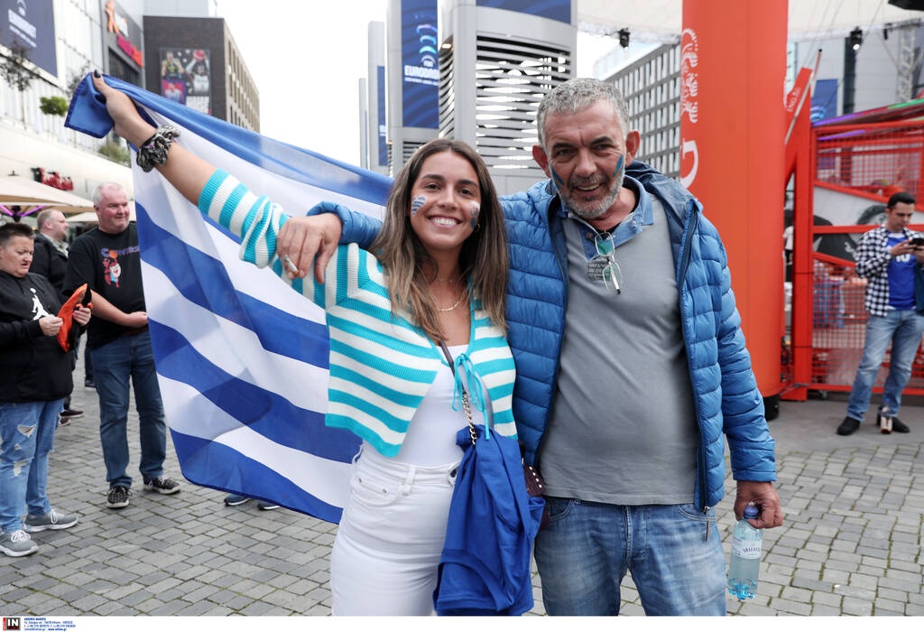 Eurobasket 2022: Άρχισε το «γαλανόλευκο» πάρτι πριν τη μάχη της Εθνικής με την Γερμανία (photos)
