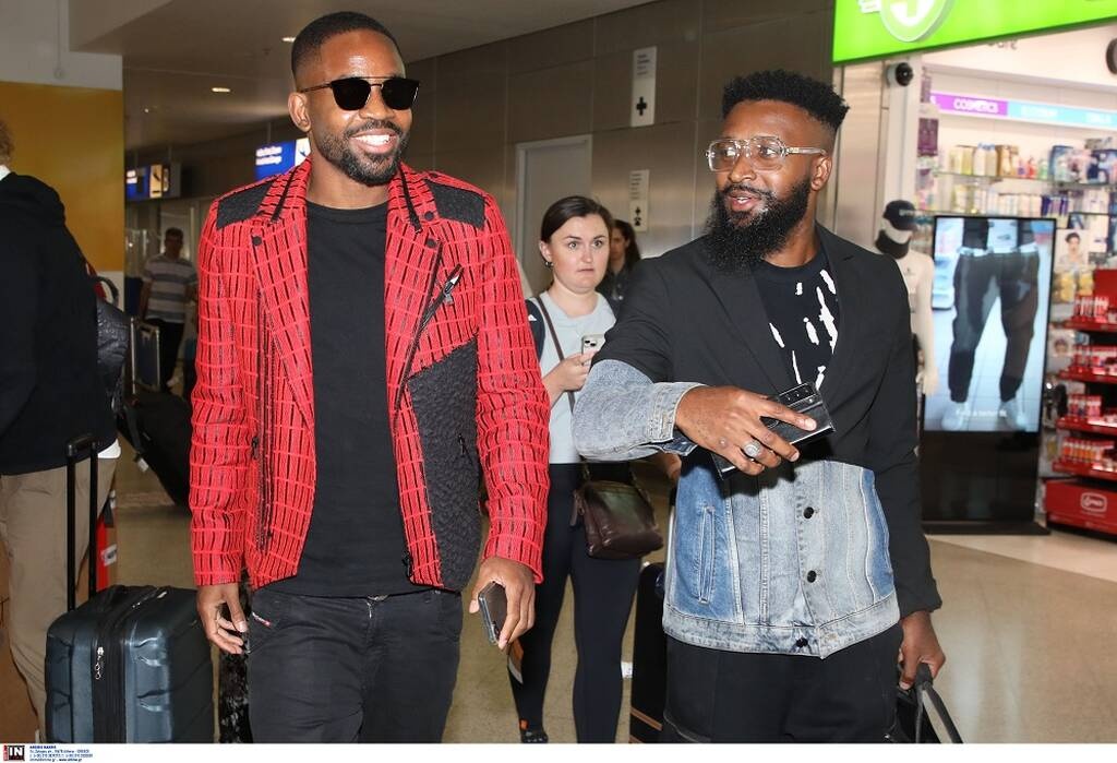 Ολυμπιακός: Έφτασε στην Αθήνα ο Μπακαμπού - Τελειώνει η μεταγραφή του (photos+video)