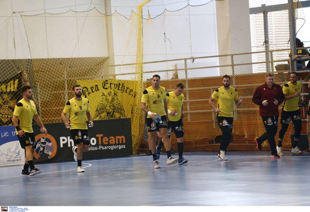 AEK-Ολυμπιακός: Γι' αυτό ξεκίνησε με 20 λεπτά καθυστέρηση το ντέρμπι του χάντμπολ