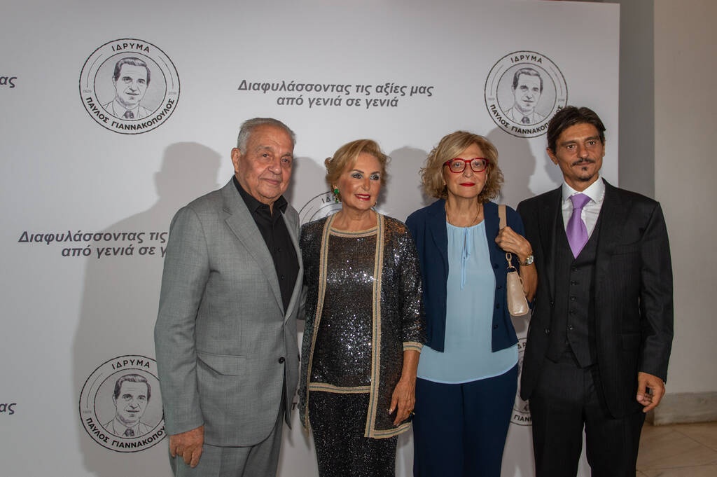 κ. Αλέκος Φλαμπουράρης, Βουλευτής ΣΥΡΙΖΑ, κ. Δέσποινα Γιαννακοπούλου, κ. Εύη Φλαμπουράρη, κ. Δημήτρης Γιαννακόπουλος, Πρόεδρος του Ιδρύματος «Παύλος Γιαννακόπουλος»