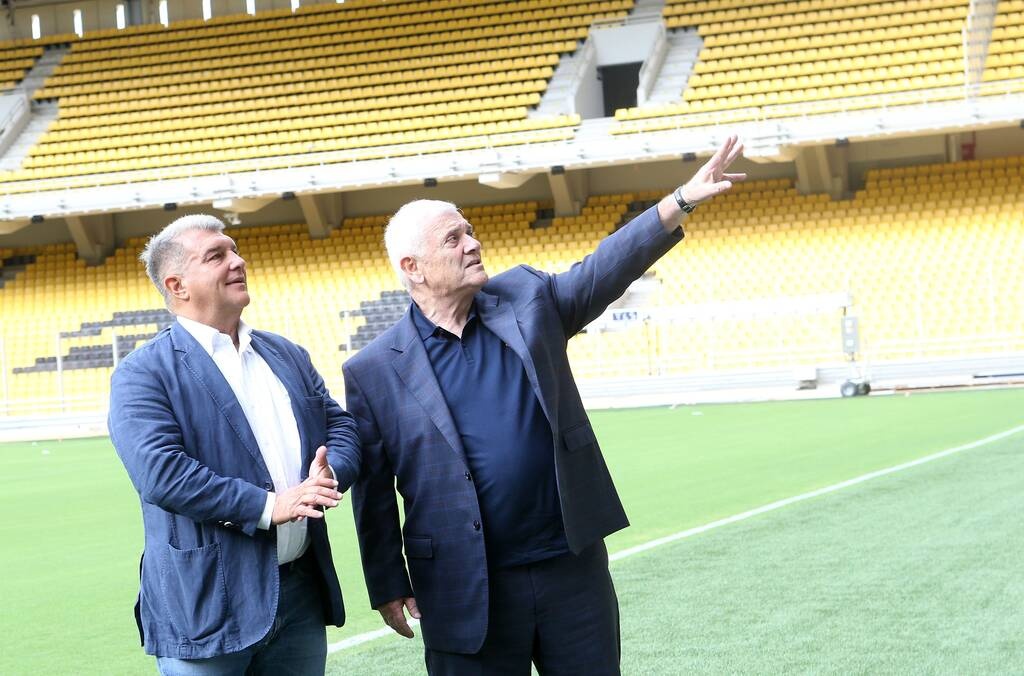 ΑΕΚ: Στην OPAP ARENA ο Λαπόρτα, φιλοξενούμενος του Μελισσανίδη (Photos)