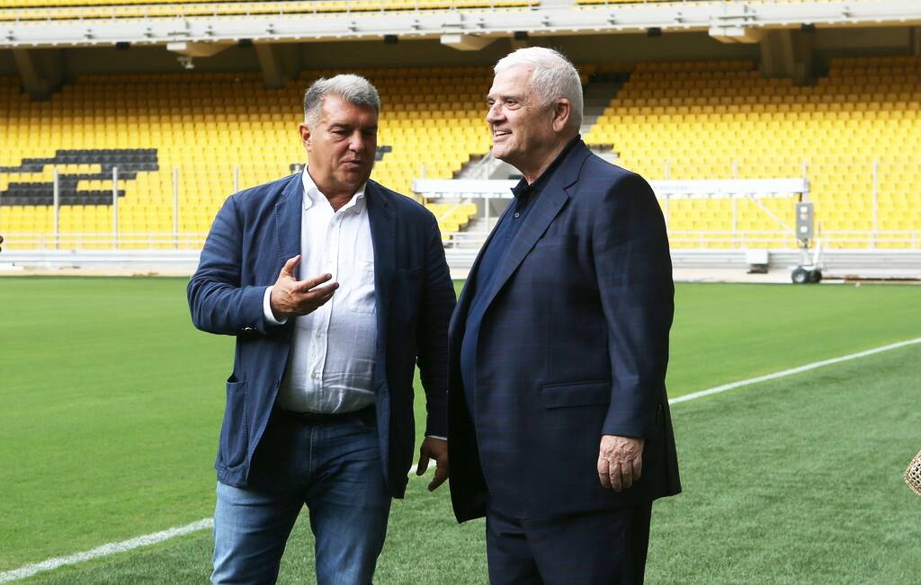 ΑΕΚ: Στην OPAP ARENA ο Λαπόρτα, φιλοξενούμενος του Μελισσανίδη (Photos)