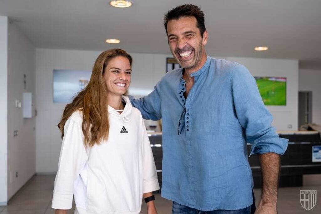 Μαρία Σάκκαρη: Η ιδιαίτερη συνομιλία με τον Μπουφόν στην Πάρμα - Συνάντησε και τον Ζαγαρίτη (pics)