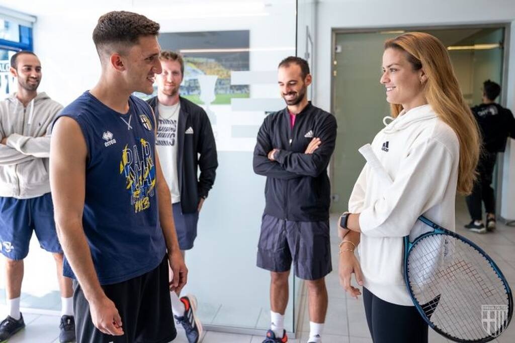 Μαρία Σάκκαρη: Η ιδιαίτερη συνομιλία με τον Μπουφόν στην Πάρμα - Συνάντησε και τον Ζαγαρίτη (pics)