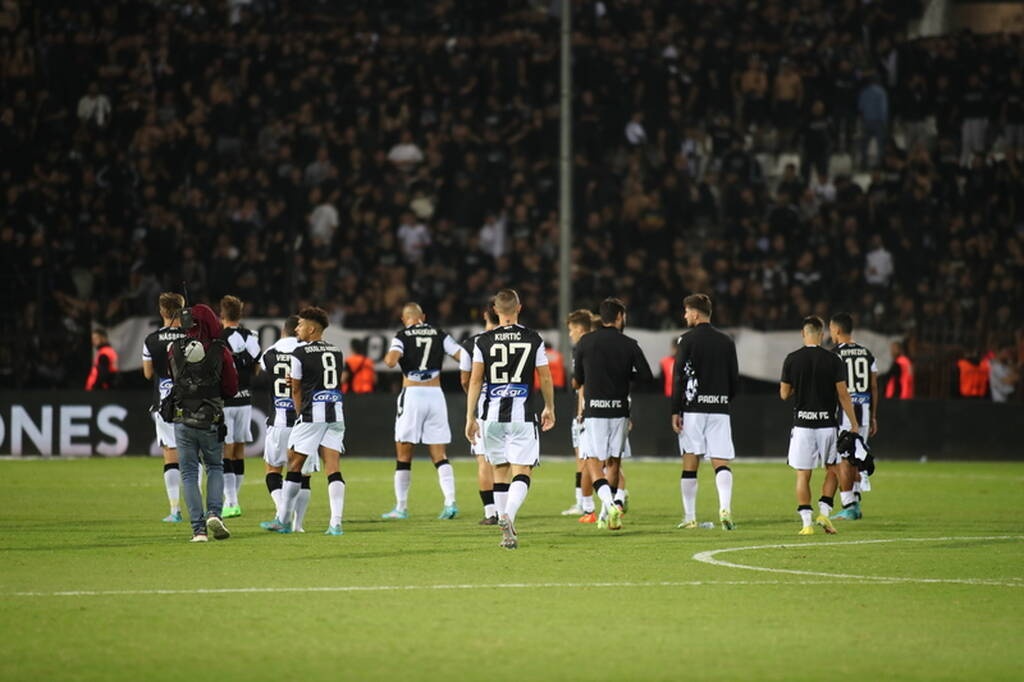 ΠΑΟΚ-Παναθηναϊκός: Αποδοκιμάστηκαν παίκτες και Λουτσέσκου στην Τούμπα (photos)