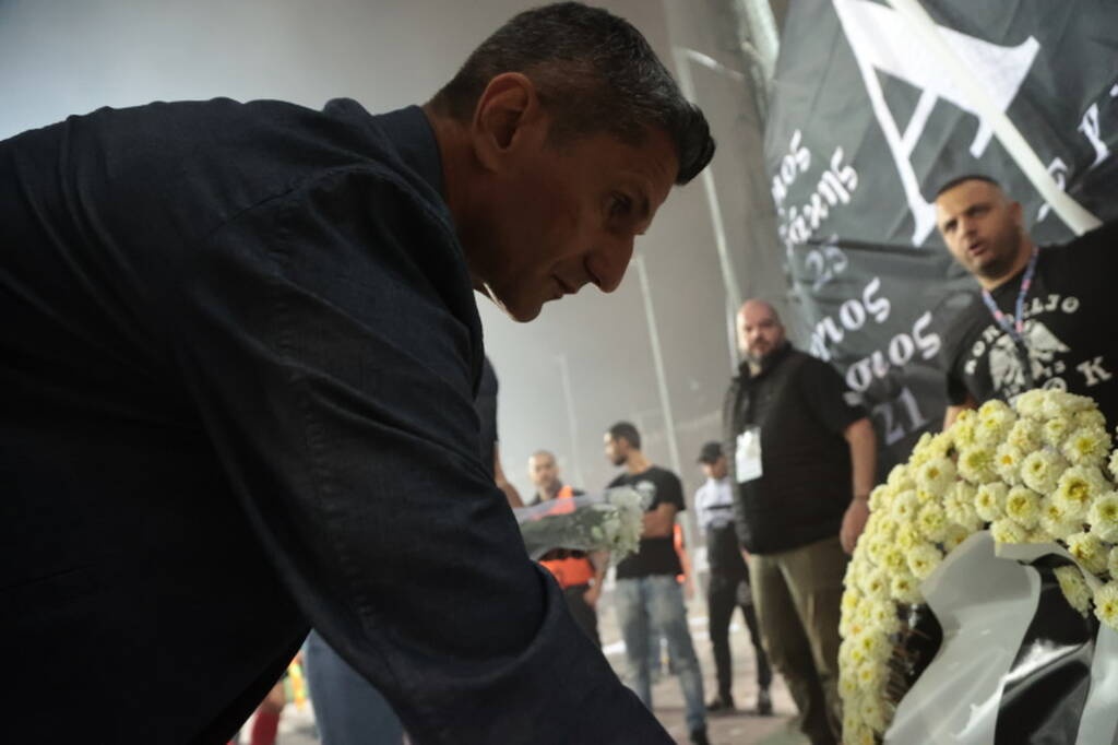 ΠΑΟΚ-Παναθηναϊκός: Συγκίνηση στην Τούμπα - Τίμησαν τα αδικοχαμένα αετόπουλα οι δύο ομάδες