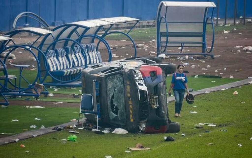 Ινδονησία: Στους 127 οι νεκροί από τα σοβαρά επεισόδια - Προσοχή σκληρές εικόνες (photos+videos)