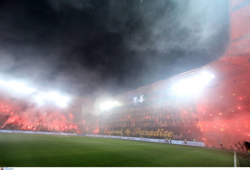 ΑΕΚ-Ιωνικός: Έγινε η νύχτα μέρα στην OPAP Arena - Συγκλονιστικό πανό, μαγική ατμόσφαιρα (photos)