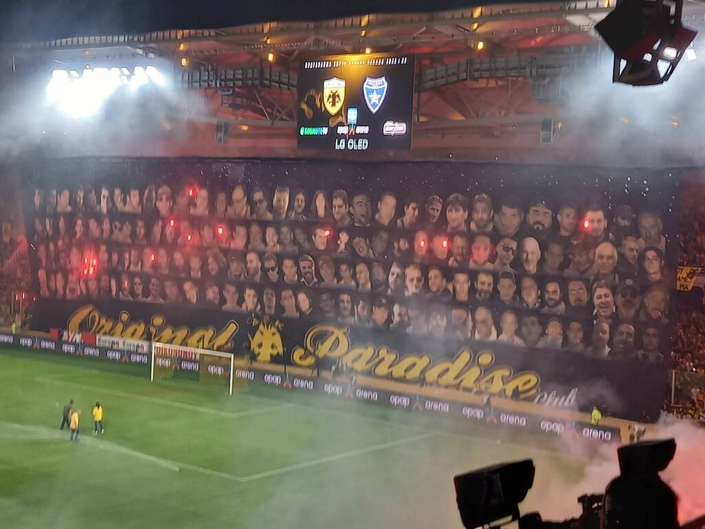 ΑΕΚ-Ιωνικός: Έγινε η νύχτα μέρα στην OPAP Arena - Συγκλονιστικό πανό, μαγική ατμόσφαιρα (photos)