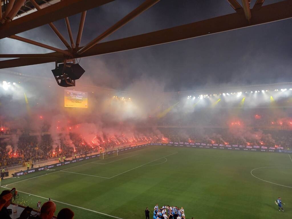 ΑΕΚ-Ιωνικός: Έγινε η νύχτα μέρα στην OPAP Arena - Συγκλονιστικό πανό, μαγική ατμόσφαιρα (photos)