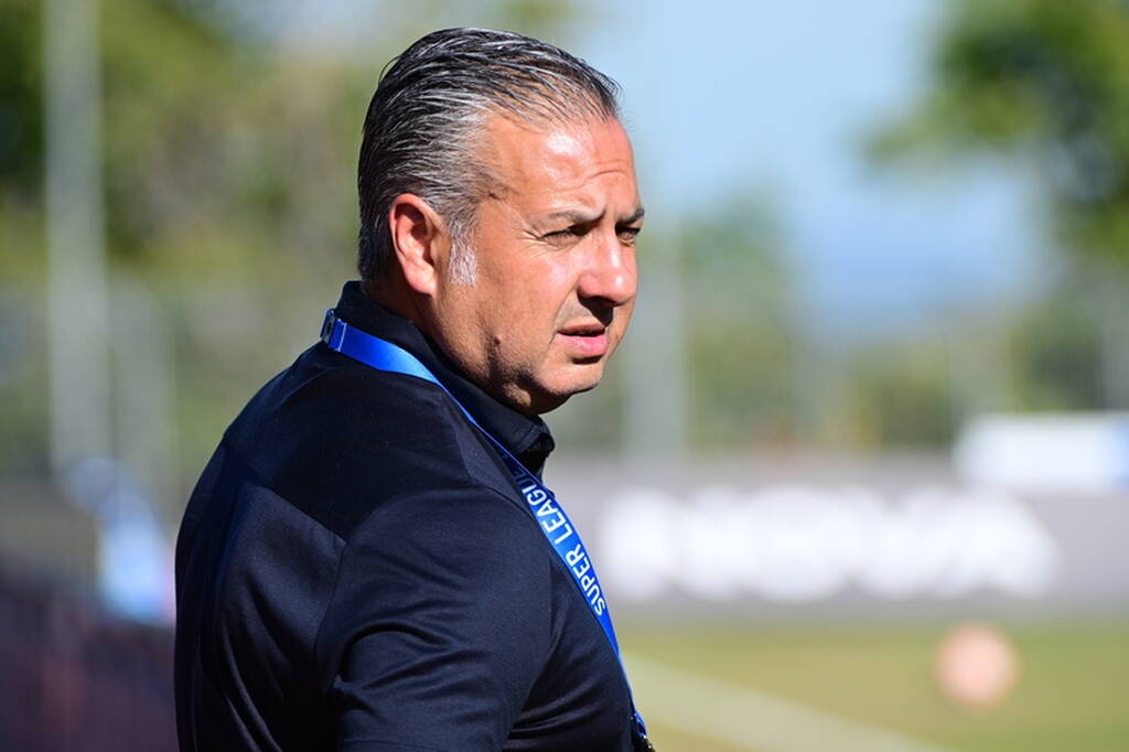 Λεβαδειακός-ΠΑΟΚ: Ξέσπασε ξανά ο κόσμος του «Δικεφάλου» για παίκτες και Λουτσέσκου! (photos)