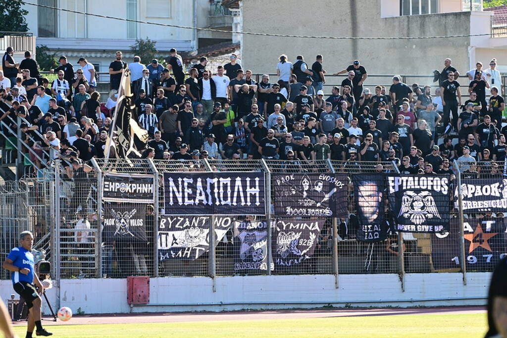 Λεβαδειακός-ΠΑΟΚ: Ξέσπασε ξανά ο κόσμος του «Δικεφάλου» για παίκτες και Λουτσέσκου! (photos)