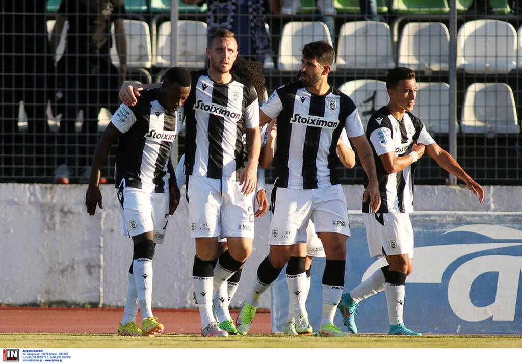 Λεβαδειακός-ΠΑΟΚ: Ξέσπασε ξανά ο κόσμος του «Δικεφάλου» για παίκτες και Λουτσέσκου! (photos)