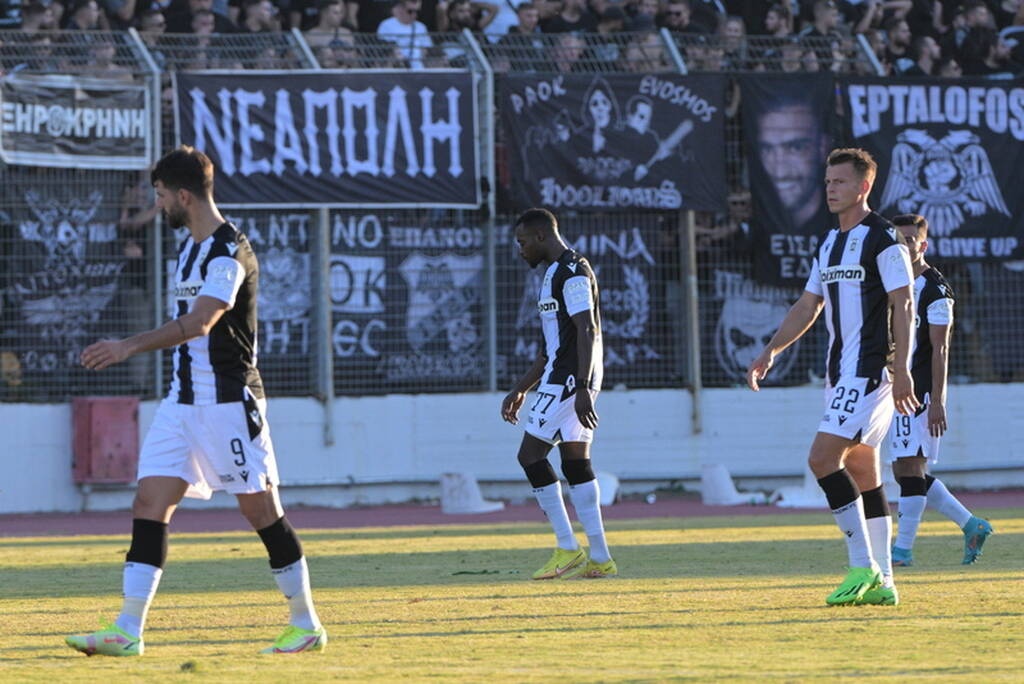 Λεβαδειακός-ΠΑΟΚ: Ξέσπασε ξανά ο κόσμος του «Δικεφάλου» για παίκτες και Λουτσέσκου! (photos)