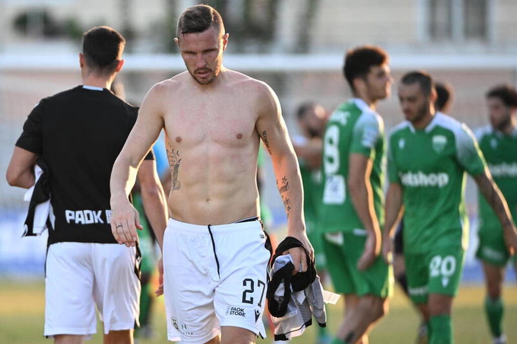 Λεβαδειακός-ΠΑΟΚ: Ξέσπασε ξανά ο κόσμος του «Δικεφάλου» για παίκτες και Λουτσέσκου! (photos)