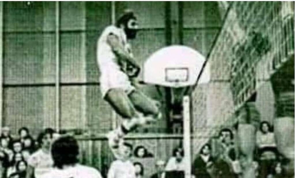 Χαριτωνίδης και Γεωργαντής για τον Νίκο Αντωνιάδη: «Ταλαντούχος, σόουμαν όπου και αν έπαιζε»