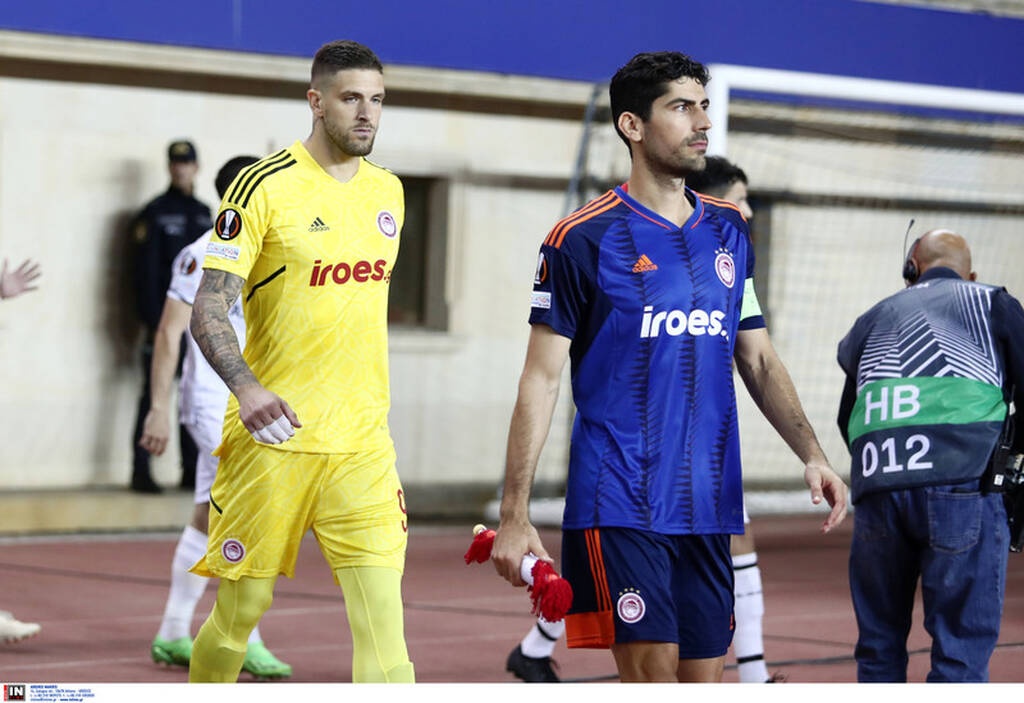 Καραμπάχ-Ολυμπιακός: Το ντεμπούτο του Πασχαλάκη με την «ερυθρόλευκη» φανέλα (photos)