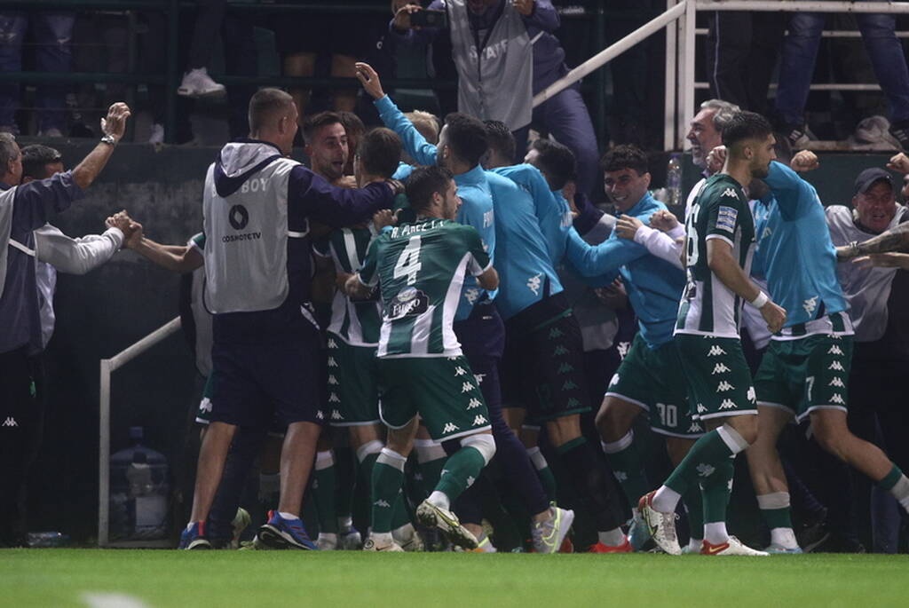 Παναθηναϊκός-Άρης: Τρελά πανηγύρια παικτών και οπαδών