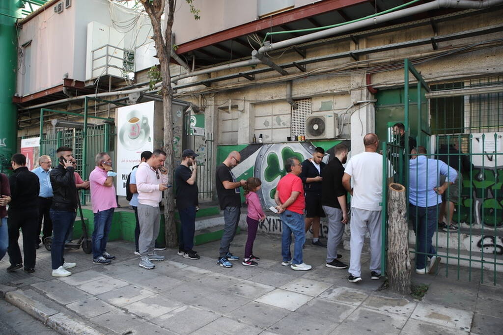 Παναθηναϊκός: Πολιορκία στη Λεωφόρο για τα εισιτήρια με Βόλο (photos)