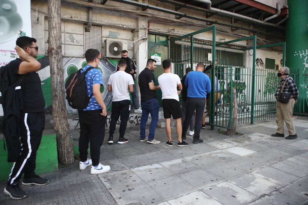 Παναθηναϊκός: Πολιορκία στη Λεωφόρο για τα εισιτήρια με Βόλο (photos)