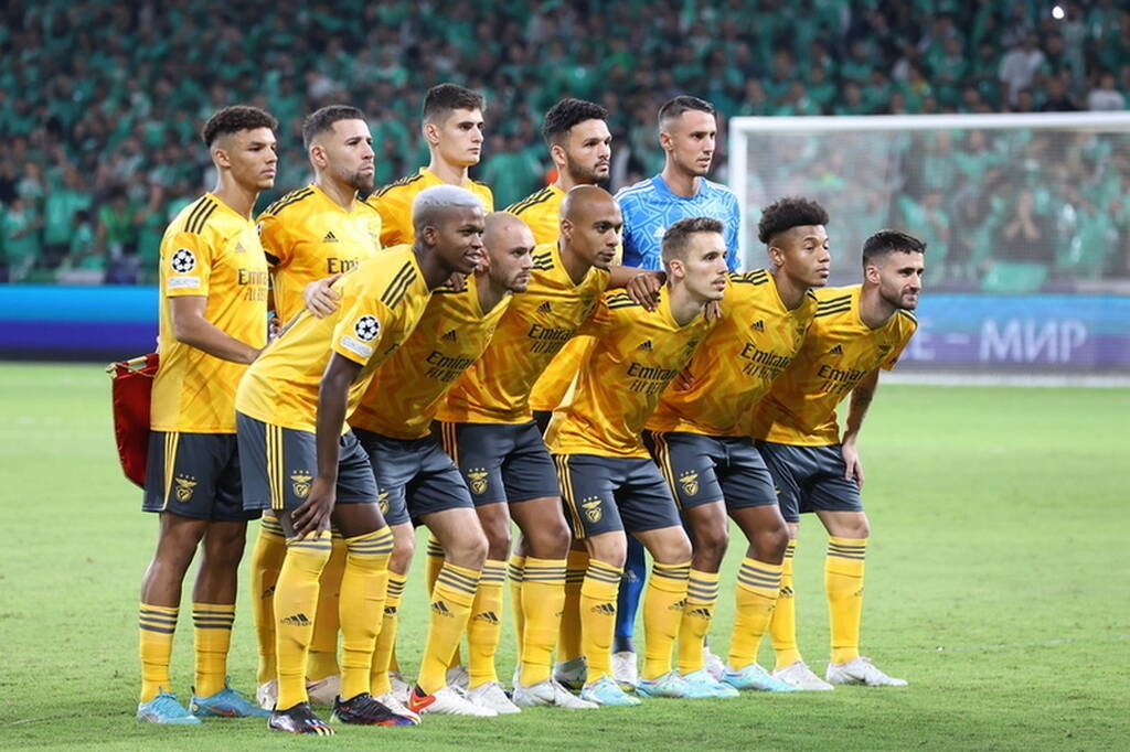 Champions League: Πρόκριση με 4άρα η Μίλαν, πρώτη η Μπενφίκα με 6άρα, άφησε 2η την Παρί! (vids)