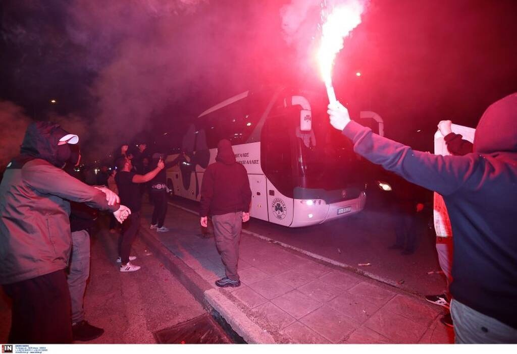 Παναθηναϊκός: Τρέλα στο Αγρίνιο - Υποδοχή με αποθέωση και... τίτλο (photos)