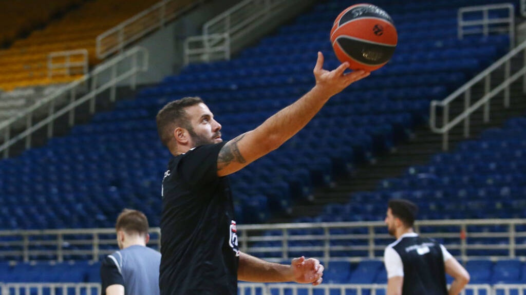 Παναθηναϊκός: Επιστρέφει και κλείνει την καριέρα του στο «τριφύλλι» ο Νίκος Παππάς!