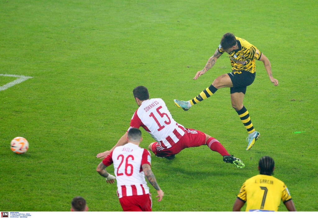 Ολυμπιακός-ΑΕΚ 0-0: Έχασαν έδαφος και έκαναν «δώρο» στον Παναθηναϊκό