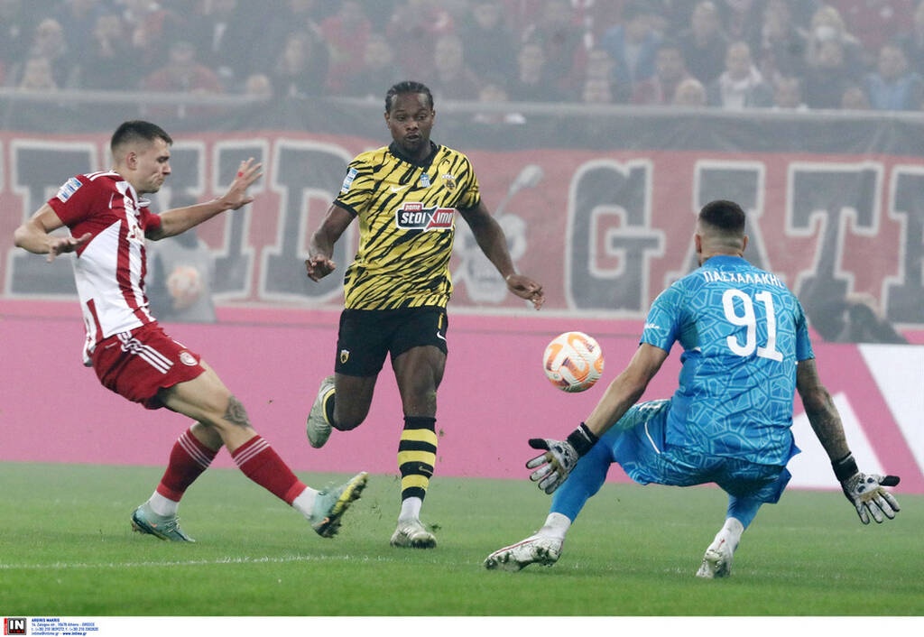 Ολυμπιακός-ΑΕΚ 0-0: Έχασαν έδαφος και έκαναν «δώρο» στον Παναθηναϊκό