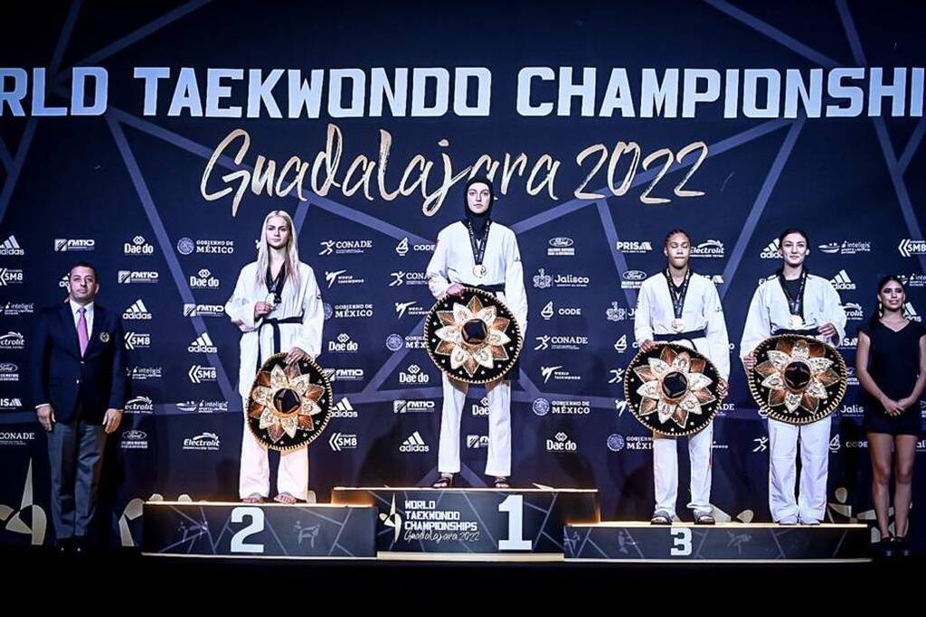 Ταεκβοντό: «Ασημένια» στο Παγκόσμιο πρωτάθλημα της Γουαδαλαχάρα η 18χρονη Θένια Σαρβανάκη (pics)