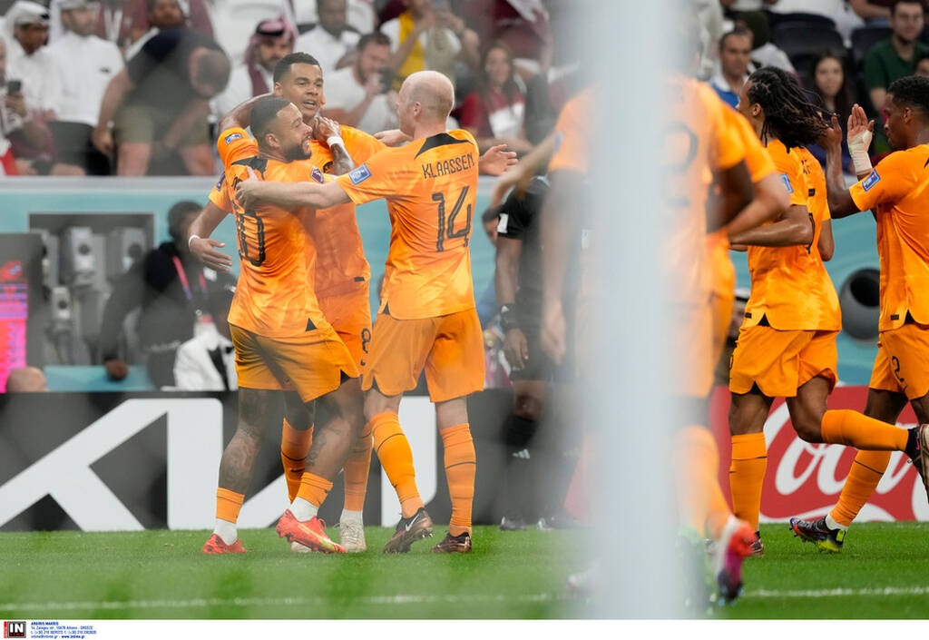 Ολλανδία-Κατάρ 2-0: Άνετα τους «16» οι «οράνιε» (photos+video)