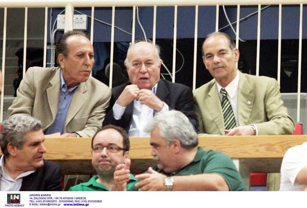 Πέθανε ο Γιάννης Διακογιάννης