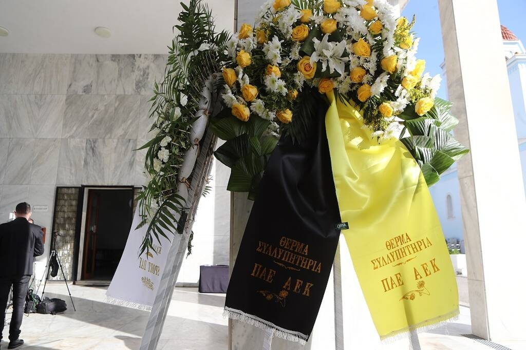 Γιάννης Διακογιάννης: Πλήθος κόσμου στο τελευταίο «αντίο»