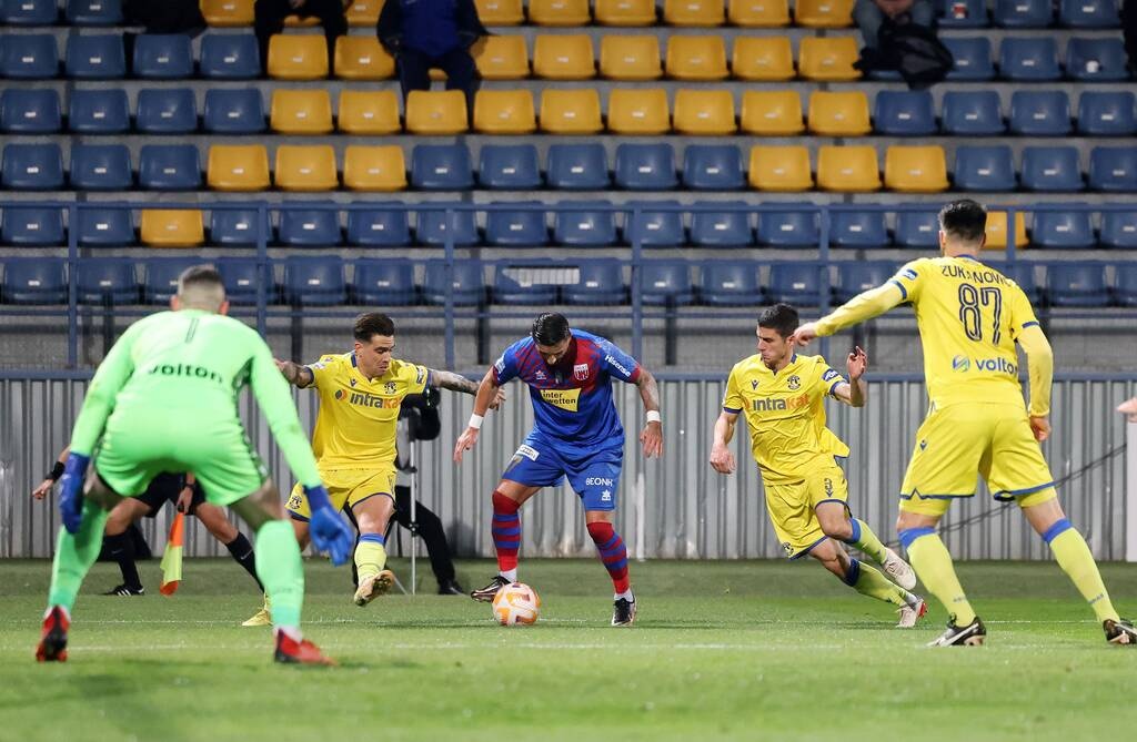 Αστέρας Τρίπολης-Βόλος 0-0: Ευκαιρίες, δοκάρι και τελικά «κρύα» ισοπαλία