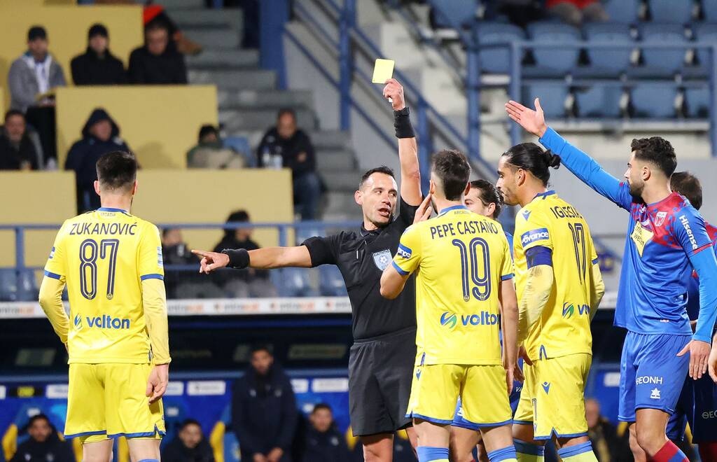Αστέρας Τρίπολης-Βόλος 0-0: Ευκαιρίες, δοκάρι και τελικά «κρύα» ισοπαλία