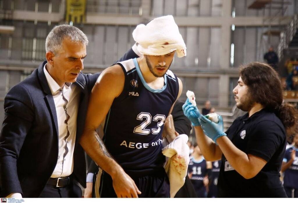 Άρης-Κολοσσός: Σοκαριστικός τραυματισμός, γέμισε αίματα το παρκέ (photos+video)