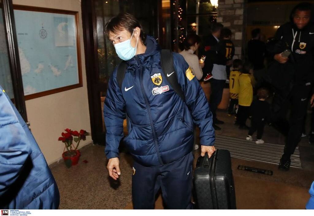 AEK: Υποδοχή στην Πορταριά - Ουρές για ένα εισιτήριο στον Βόλο (photos)
