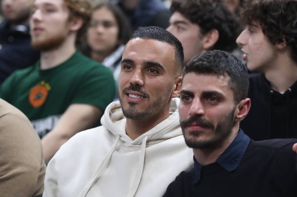 Παναθηναϊκός - Ολυμπιακός: Πανικός για το ντέρμπι - Μάικ Τζέιμς και Κουρμπέλης στο ΟΑΚΑ (photos)