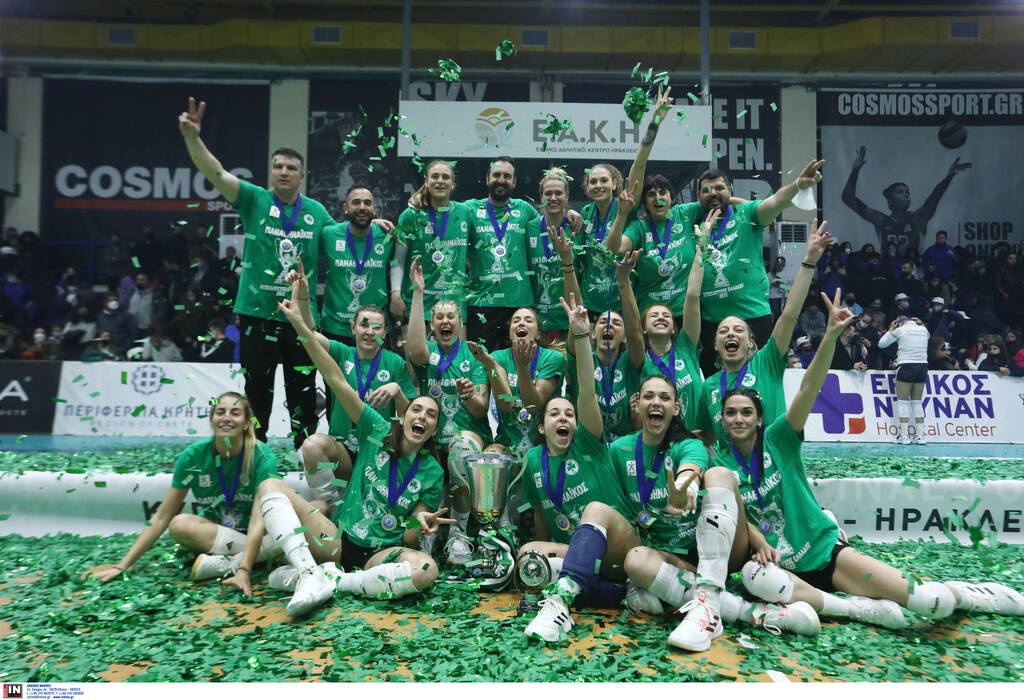 Ανασκόπηση 2022: Ο «Βασιλιάς» στο γυναικείο βόλεϊ επέστρεψε στο θρόνο του με επικό νταμπλ (vid+pics)