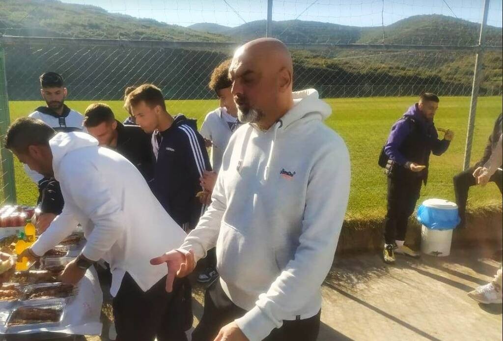Λεβαδειακός: Προπόνηση και μπάρμπεκιου (photos)
