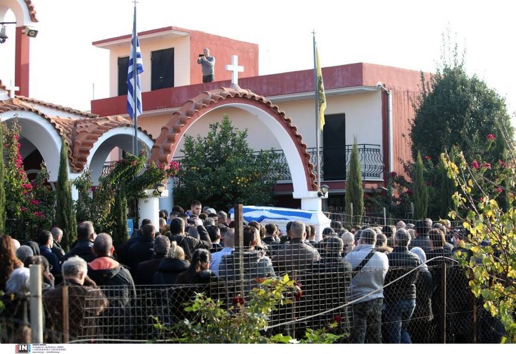 Βασίλης Τόπαλος: Θρήνος στην κηδεία του 16χρονου πρωταθλητή Ευρώπης