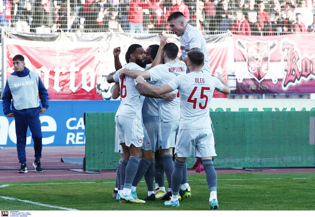 Βόλος-Ολυμπιακός 0-4: Πάρτι των Πειραιωτών στο Πανθεσσαλικό (vids+pics)