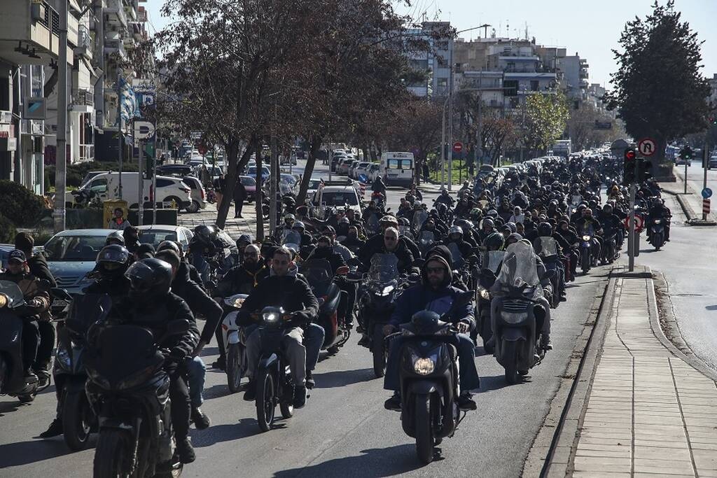 Άρης - ΠΑΟΚ: Πορεία διαμαρτυρίας για τις διαιτησίες με Ολυμπιακό πριν το ντέρμπι (photos)